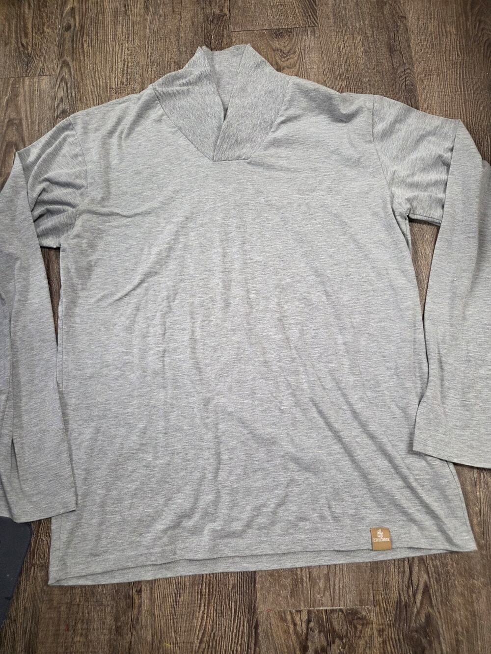 Emirates Women's Medium M Gray Long Sleeve Active Top Hydra Active Celessence
